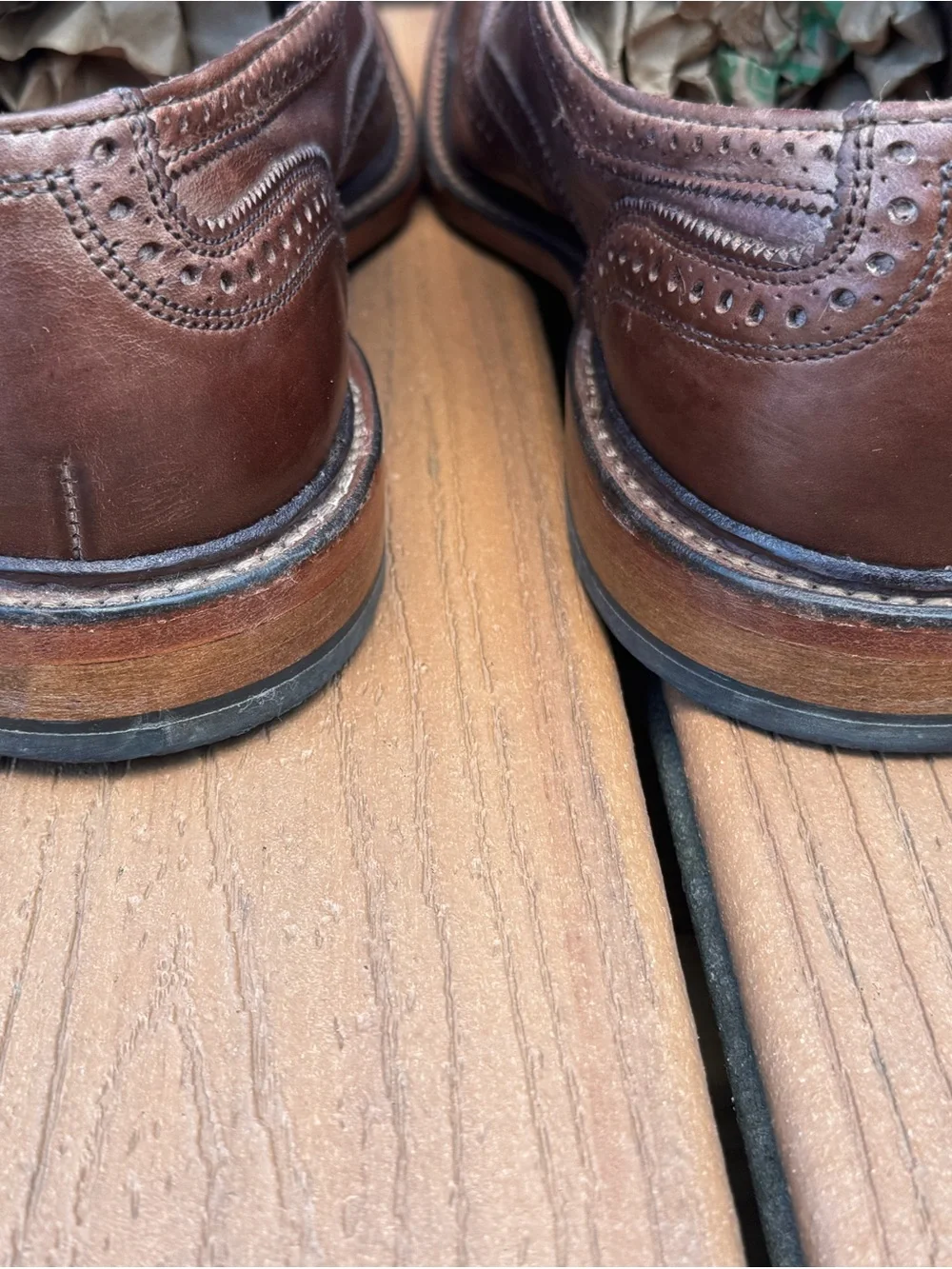 Allen Edmonds Brown Leather Wingtip Oxfords with Pink Laces